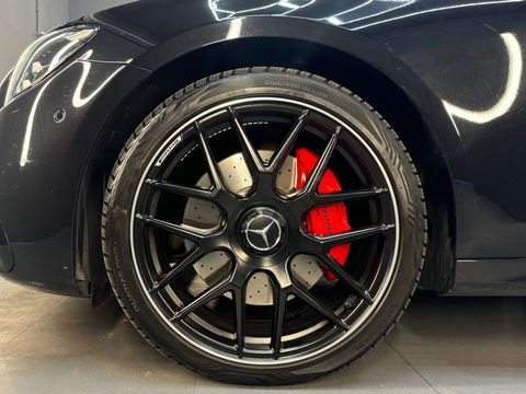 Mercedes-Benz E-Klasse 300 e AMG Pano|Night|Burmester|E63S