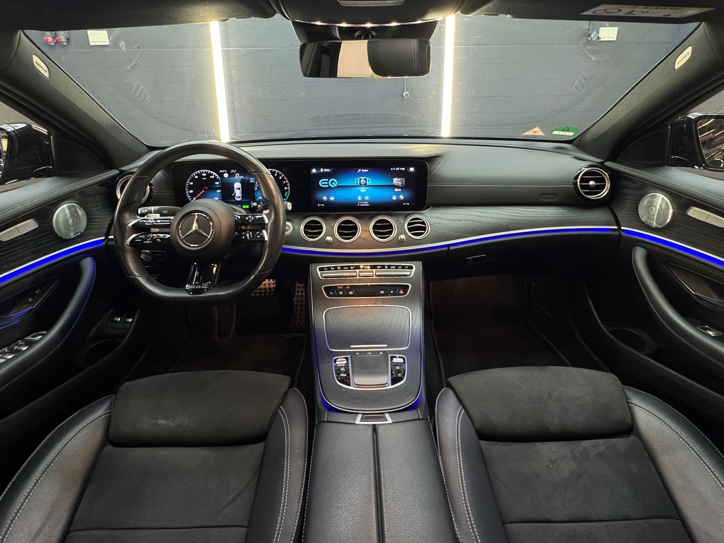 Mercedes-Benz E-Klasse 300 e AMG Pano|Night|Burmester|E63S