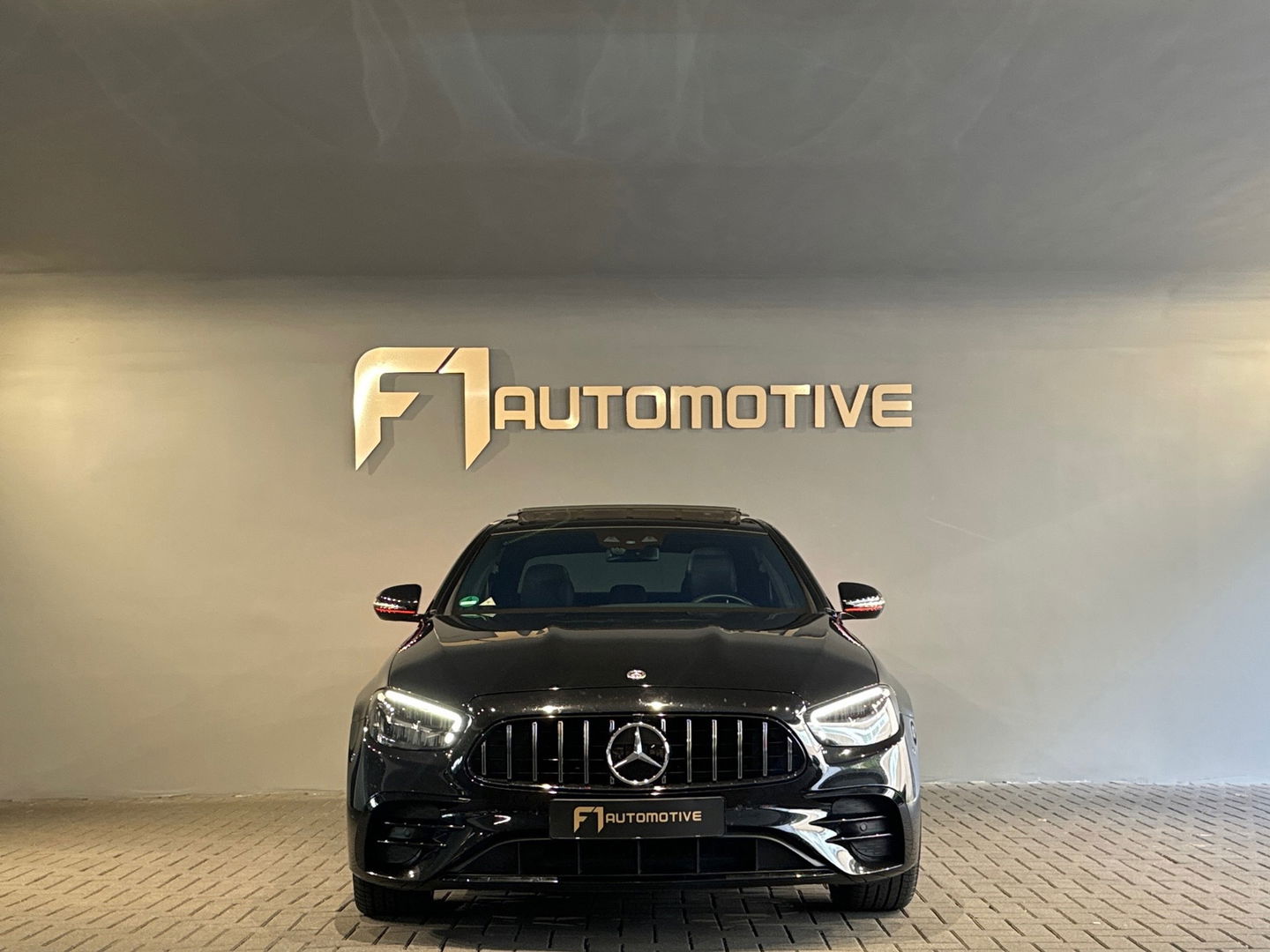 Mercedes-Benz E-Klasse 300 e AMG Pano|Night|Burmester|E63S