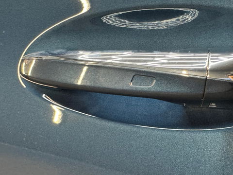 Mercedes-Benz A-Klasse 250 e AMG Pano|Keyless|HuD|360|Leder