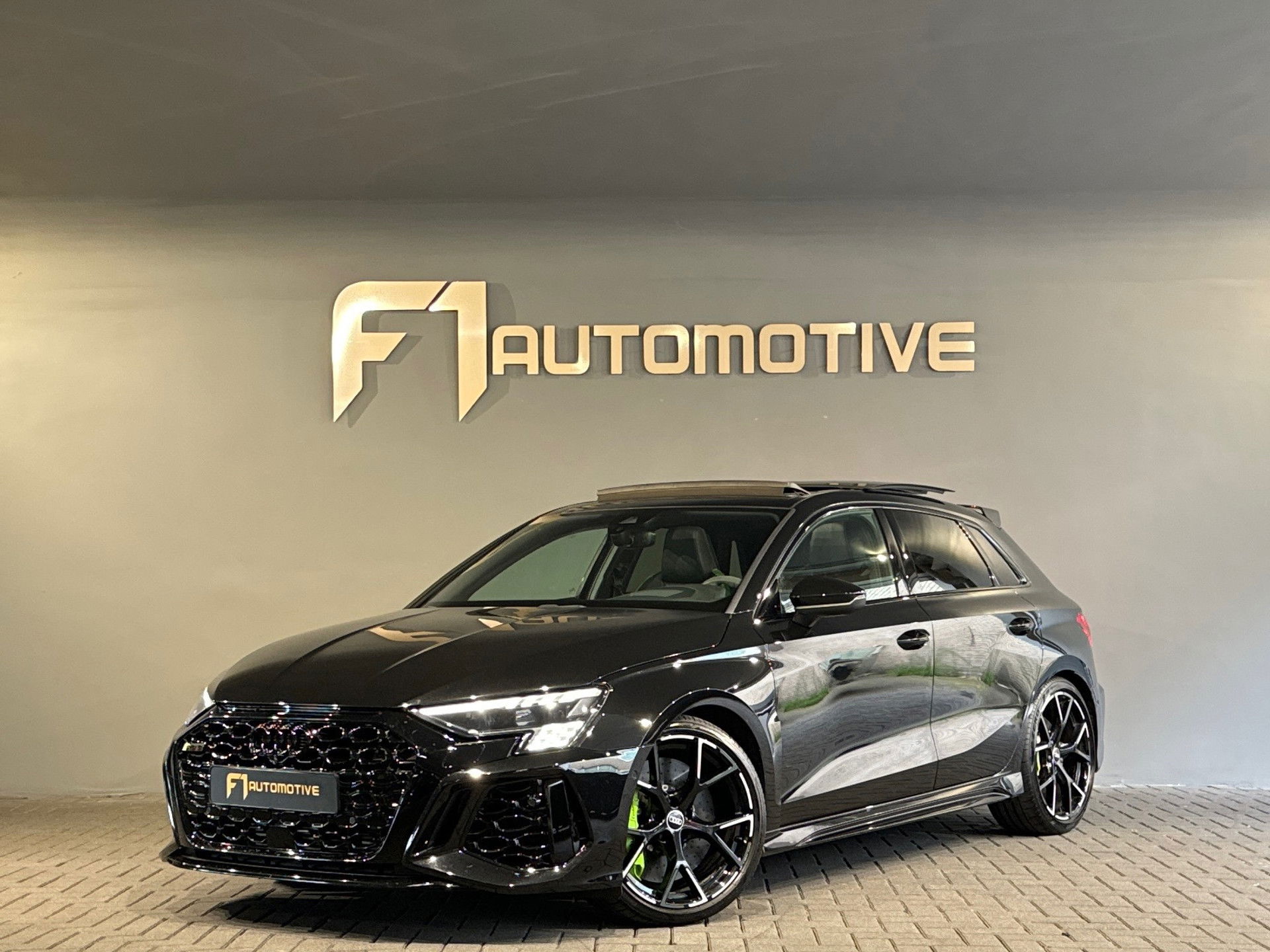 Audi RS3 Sportback 2.5 TFSI Quattro Pano|Ceramic|HuD|B&O|Memory