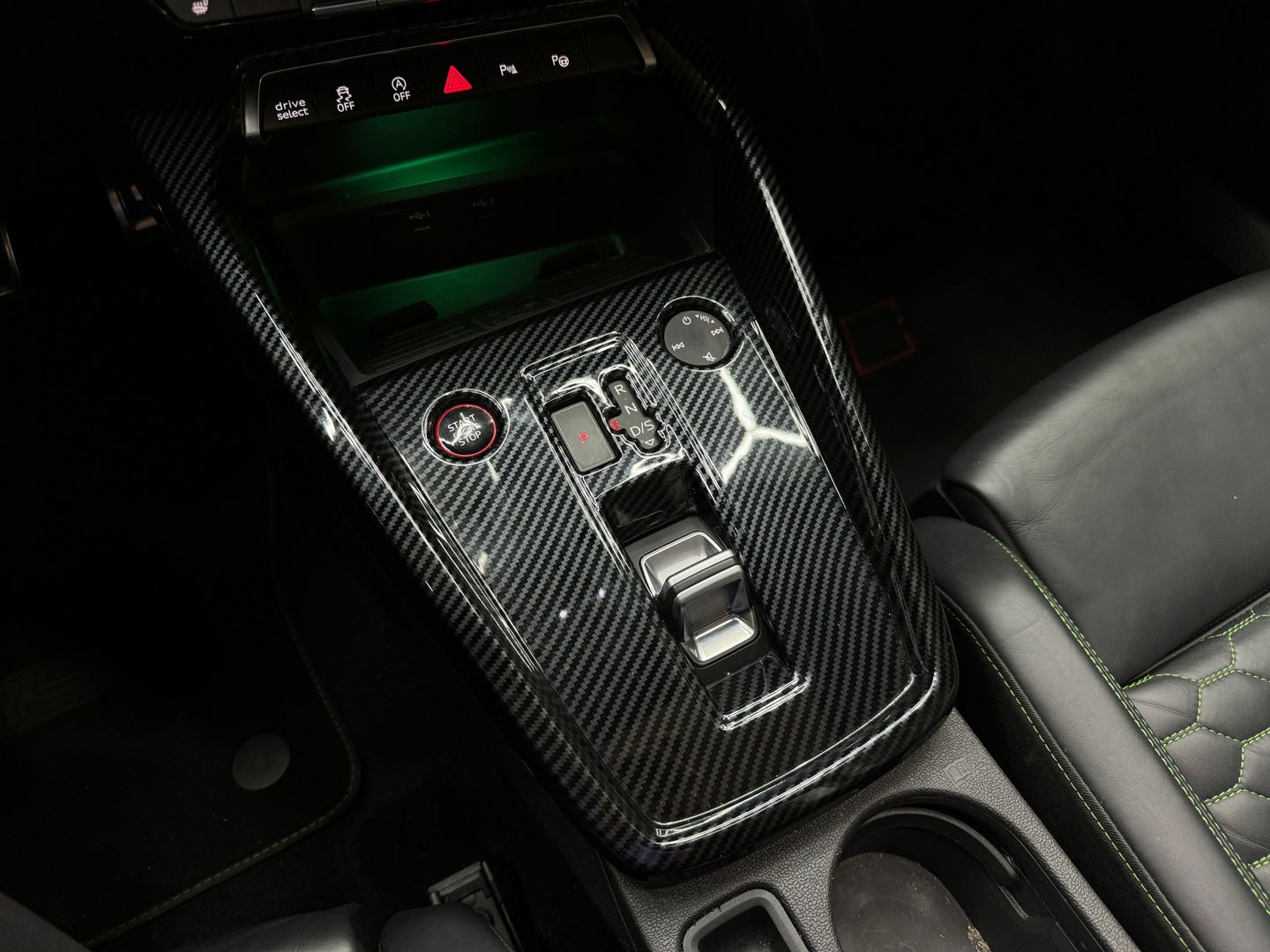 Audi RS3 Sportback 2.5 TFSI Quattro Pano|Ceramic|HuD|B&O|Memory