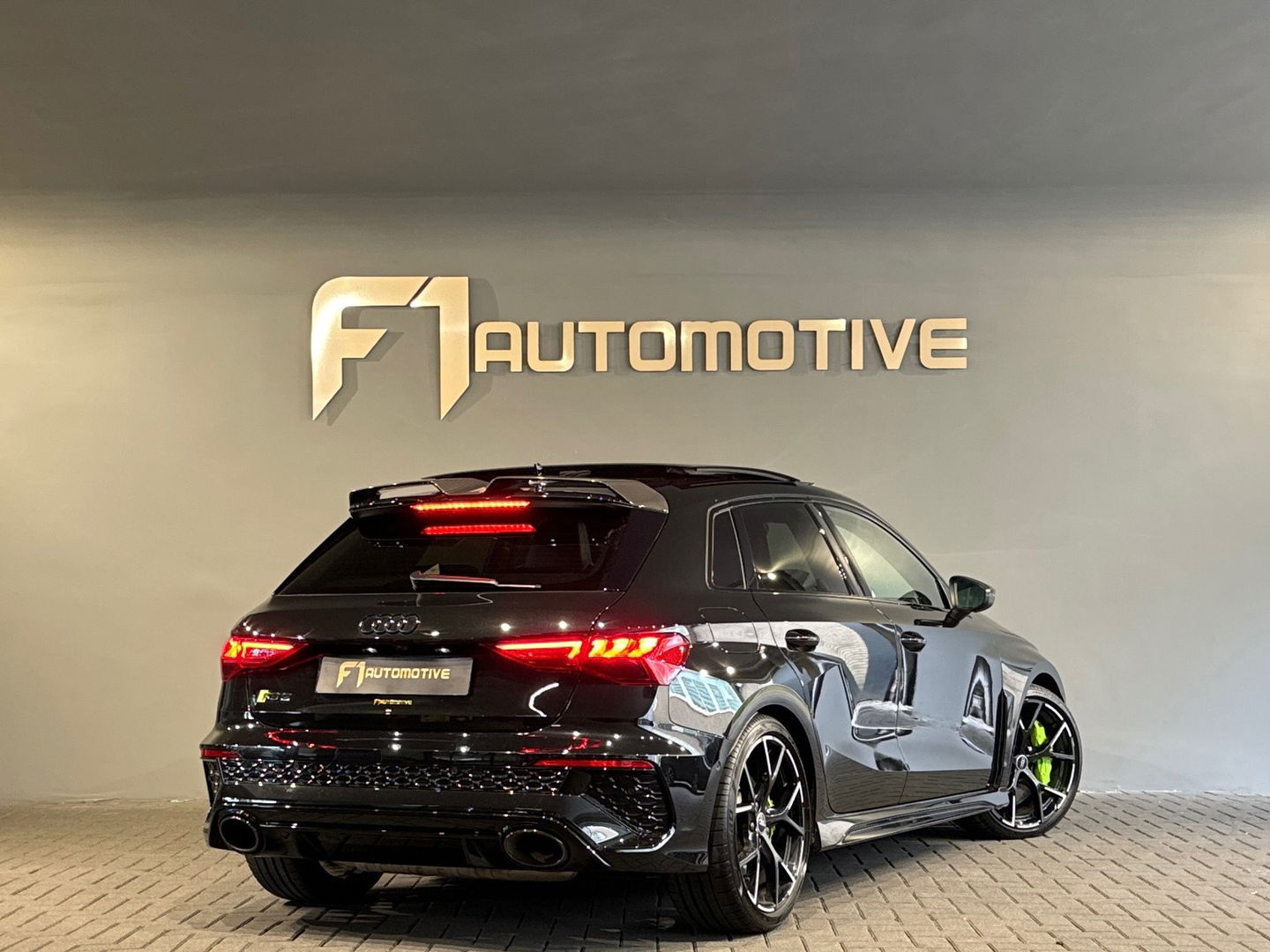 Audi RS3 Sportback 2.5 TFSI Quattro Pano|Ceramic|HuD|B&O|Memory