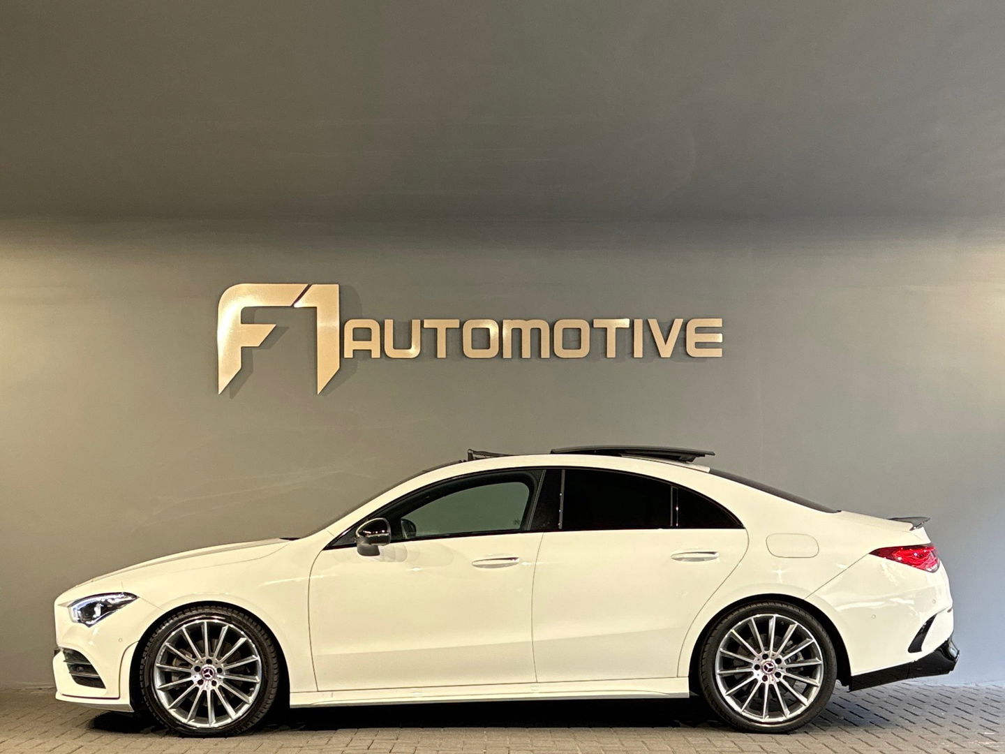 Mercedes-Benz CLA-Klasse 250 AMG Pano|Sfeer|Night|Burmes|BTW