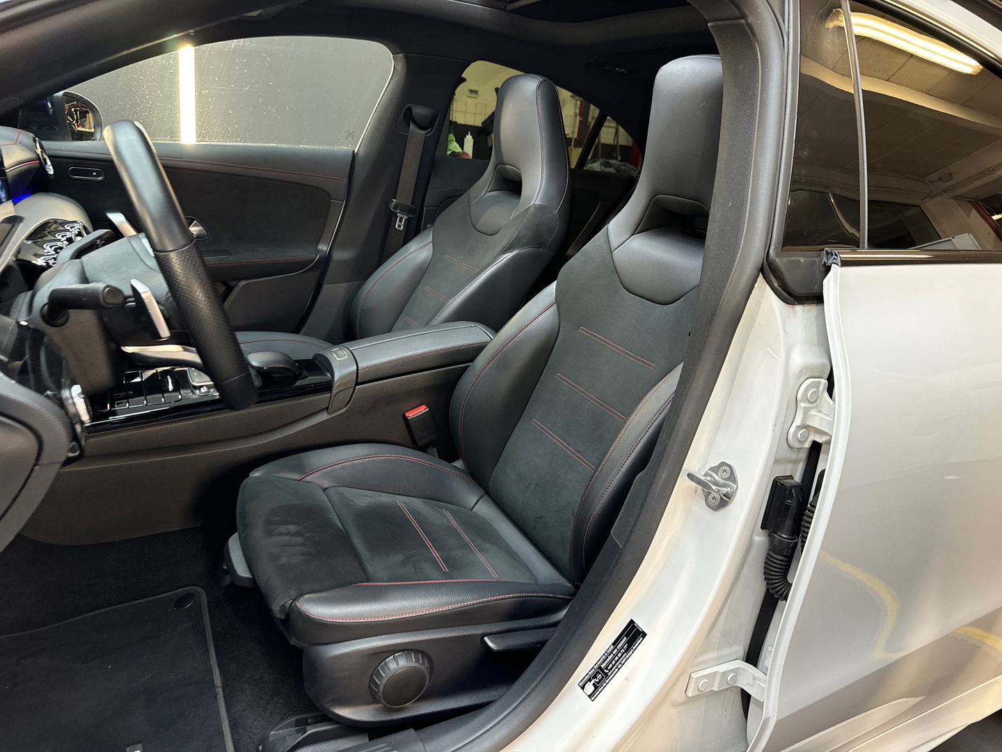 Mercedes-Benz CLA-Klasse 250 AMG Pano|Sfeer|Night|Burmes|BTW