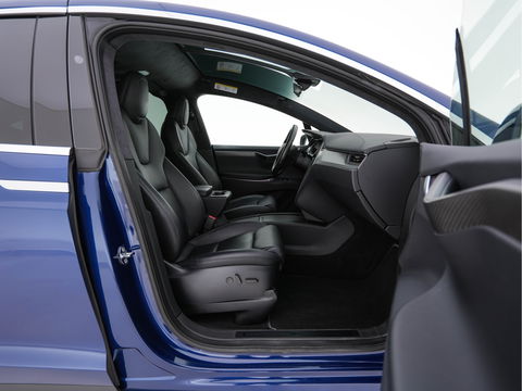 Tesla Model X Performance Ludicrous [ 3-Fase ] Aut. *PANO-WINDOW | AUTO-PILOT | LUXURY-LEATHER |TOP-VIEW | NAVI-FULLMAP | FULL-LED | AIR-SUSPENSION | DIGI-COCKPIT | KEYLESS | CAMERA | DAB+ | HEATED-COMFORTSEATS | TOWBAR | 22''ALU*