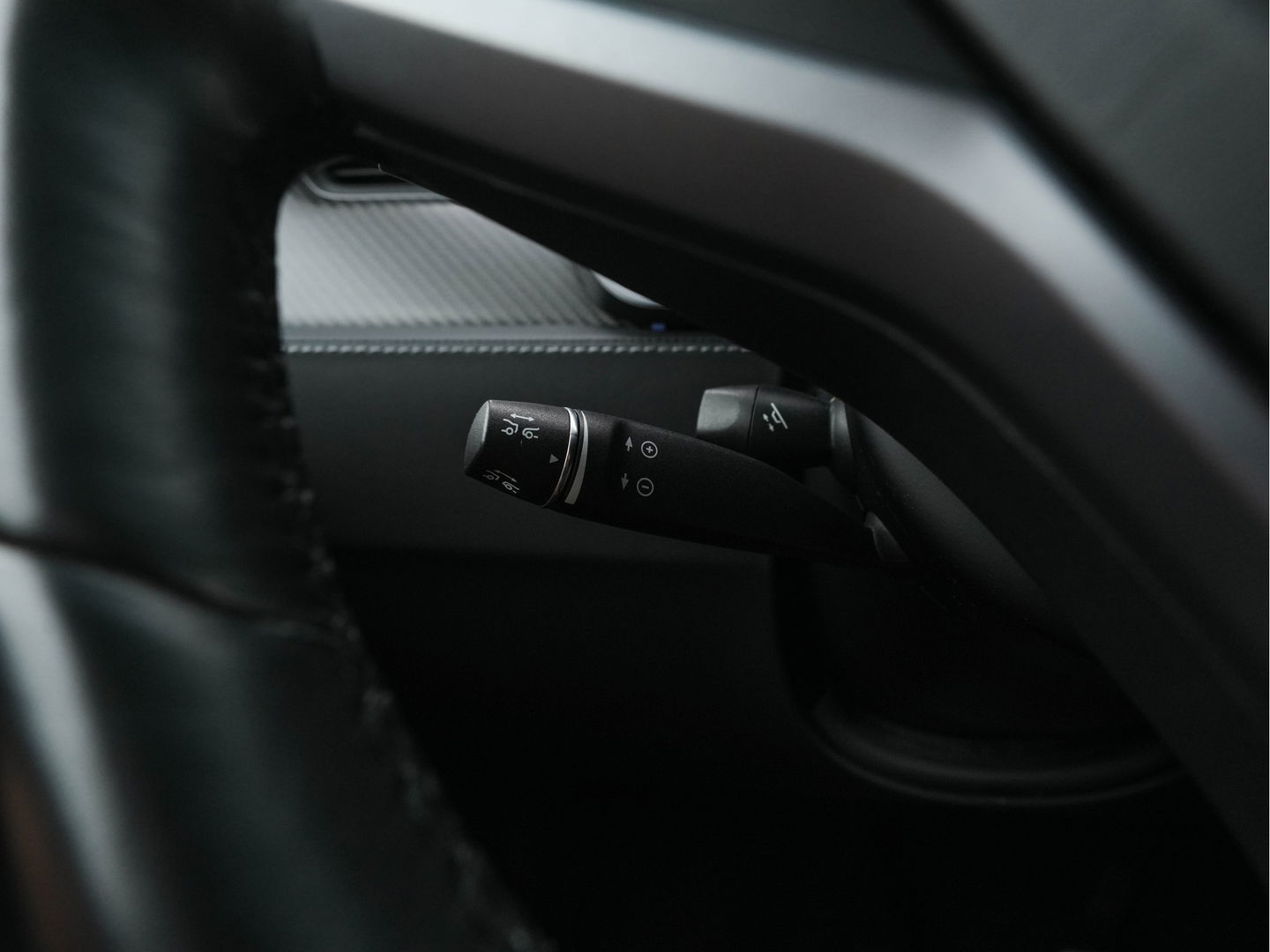 Tesla Model X Performance Ludicrous [ 3-Fase ] Aut. *PANO-WINDOW | AUTO-PILOT | LUXURY-LEATHER |TOP-VIEW | NAVI-FULLMAP | FULL-LED | AIR-SUSPENSION | DIGI-COCKPIT | KEYLESS | CAMERA | DAB+ | HEATED-COMFORTSEATS | TOWBAR | 22''ALU*