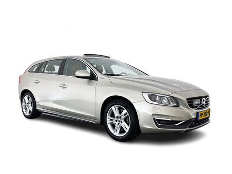 Volvo V60 2.4 D5 Twin Engine Aut. *PANO | LUXURY-LEATHER | XENON | ADAPTIVE-CRUISE | BLIS | MEMORY-PACK | NAVI-FULLMAP | HEATED-COMFORTSEATS | CAMERA | ECC | PDC | CRUISE | 17''ALU | TOWBAR*