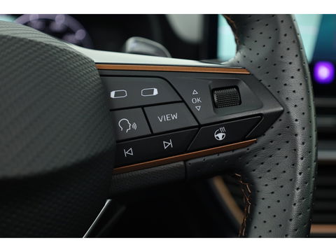 CUPRA Leon Sportstourer 1.4 e-Hybrid | Pano | Adapt. Cruise | Camera | Keyless | Memory seat | Apple CarPlay