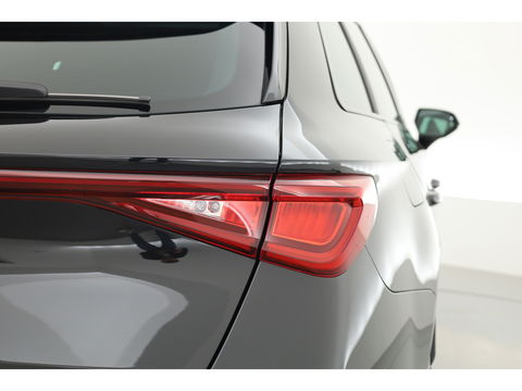 CUPRA Leon Sportstourer 1.4 e-Hybrid | Pano | Adapt. Cruise | Camera | Keyless | Memory seat | Apple CarPlay