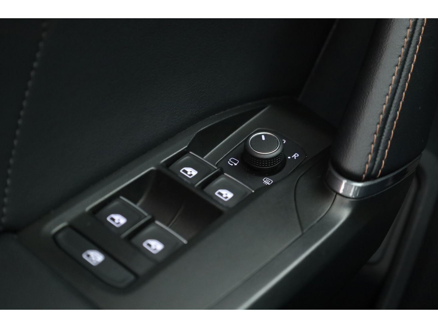 CUPRA Leon Sportstourer 1.4 e-Hybrid | Pano | Adapt. Cruise | Camera | Keyless | Memory seat | Apple CarPlay