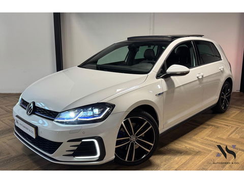 Volkswagen Golf 1.4 TSI GTE CAM BLINDSPOT