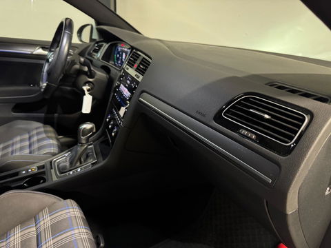 Volkswagen Golf 1.4 TSI GTE CAM BLINDSPOT