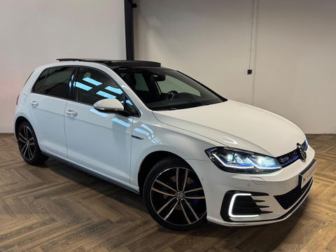 Volkswagen Golf 1.4 TSI GTE CAM BLINDSPOT