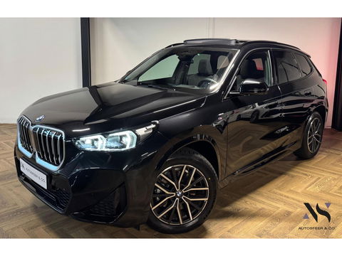 BMW X1 SDrive20i M-Pakket PANO KEYLESS