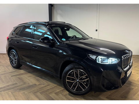 BMW X1 SDrive20i M-Pakket PANO KEYLESS