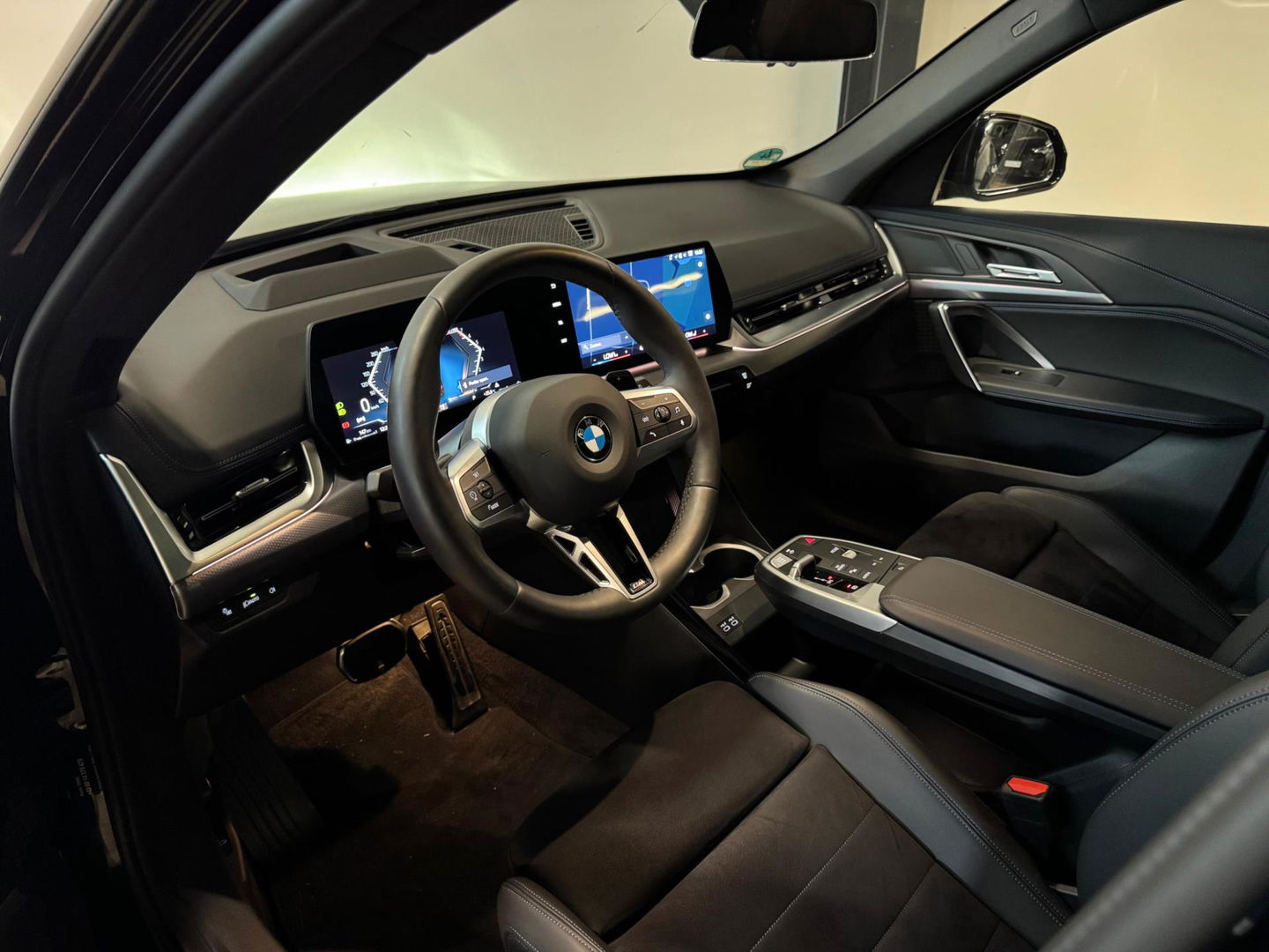 BMW X1 SDrive20i M-Pakket PANO KEYLESS
