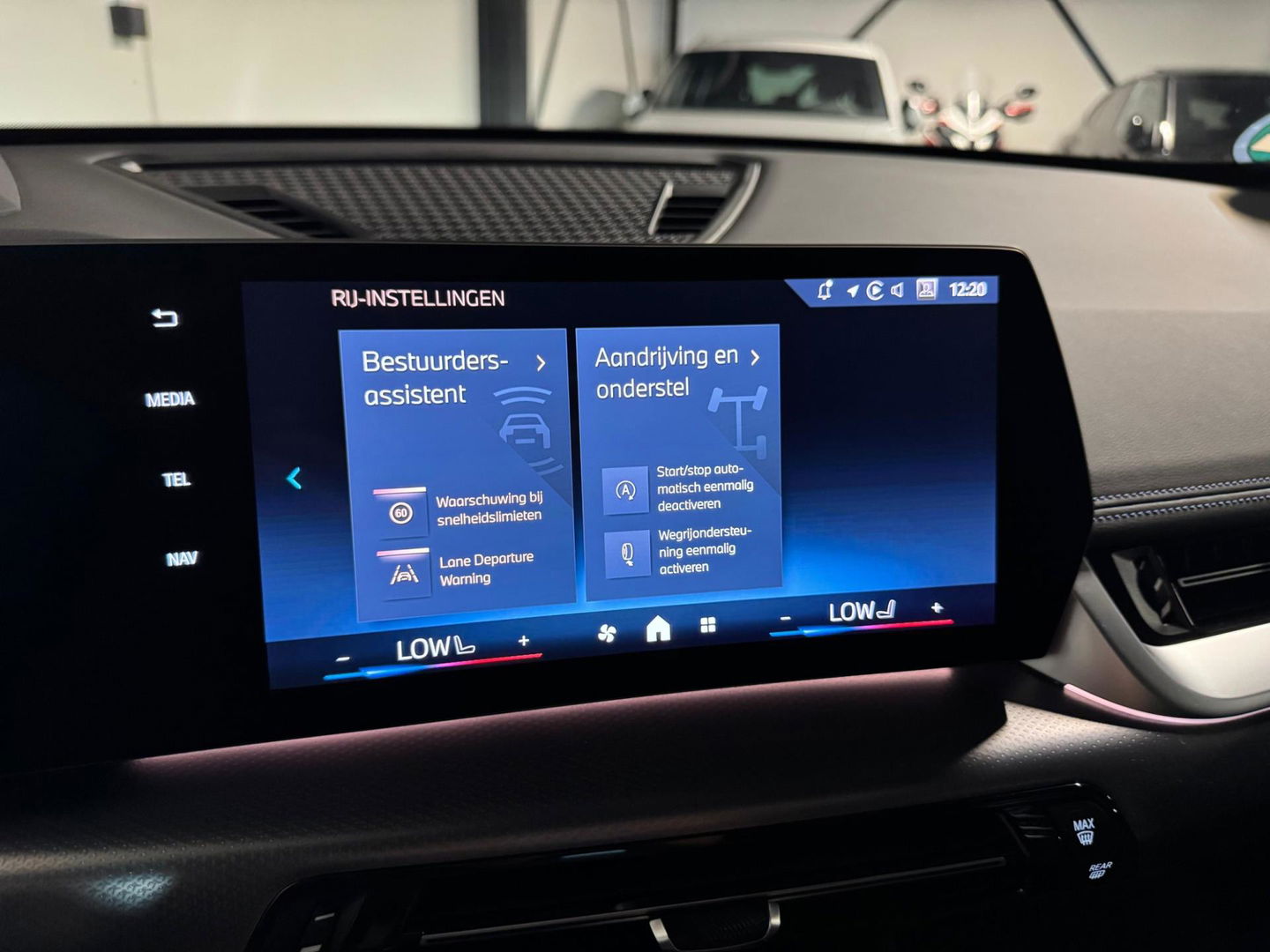BMW X1 SDrive20i M-Pakket PANO KEYLESS