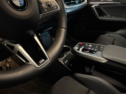 BMW X1 SDrive20i M-Pakket PANO KEYLESS
