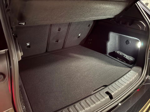 BMW X1 SDrive20i M-Pakket PANO KEYLESS