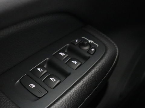 Volvo S60 2.0 Recharge T6 Inscription | Leder | Stoel & stuurverwarming | Camera | Harman/Kardon | Adaptive cruise | Carplay | Keyless | Memory | Navigatie | Parkeerhulp | Dodehoek detectie | Full LED