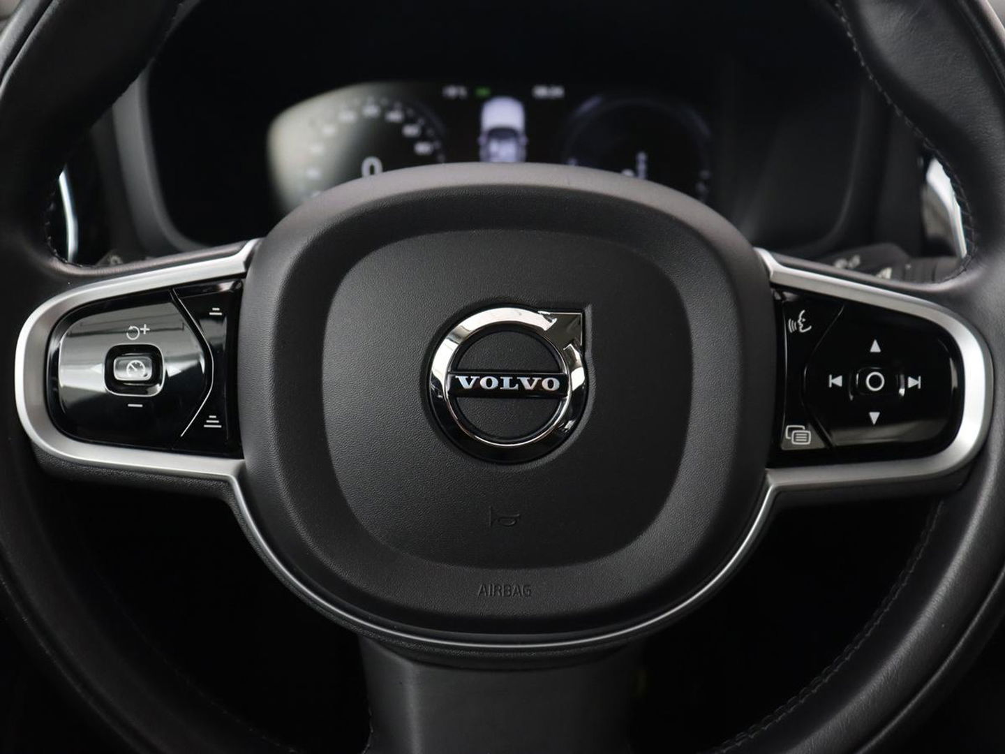 Volvo S60 2.0 Recharge T6 Inscription | Leder | Stoel & stuurverwarming | Camera | Harman/Kardon | Adaptive cruise | Carplay | Keyless | Memory | Navigatie | Parkeerhulp | Dodehoek detectie | Full LED