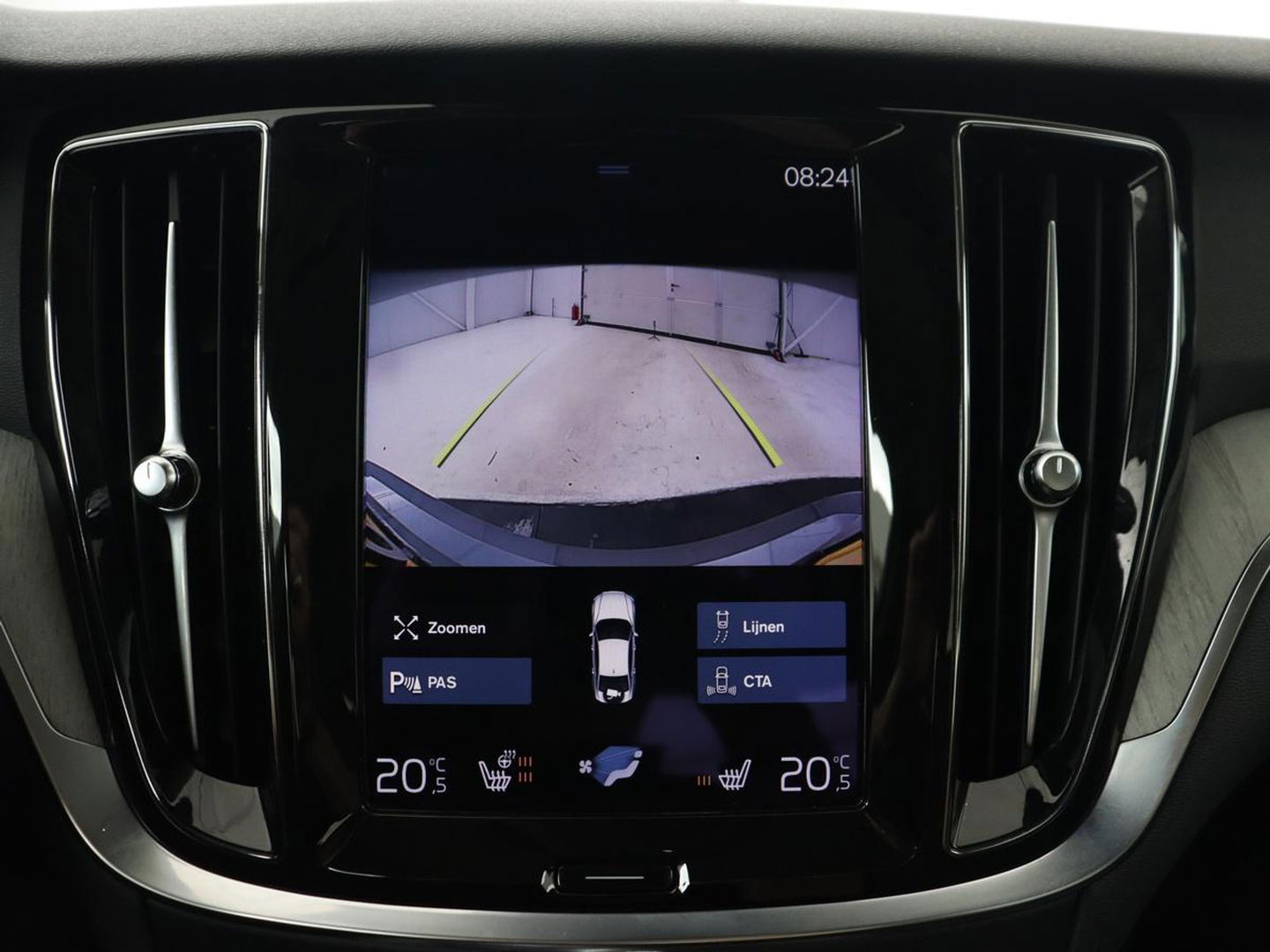 Volvo S60 2.0 Recharge T6 Inscription | Leder | Stoel & stuurverwarming | Camera | Harman/Kardon | Adaptive cruise | Carplay | Keyless | Memory | Navigatie | Parkeerhulp | Dodehoek detectie | Full LED