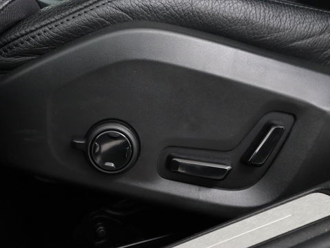 Volvo S60 2.0 Recharge T6 Inscription | Leder | Stoel & stuurverwarming | Camera | Harman/Kardon | Adaptive cruise | Carplay | Keyless | Memory | Navigatie | Parkeerhulp | Dodehoek detectie | Full LED