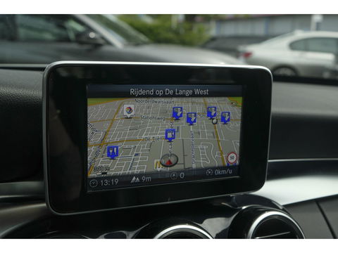 Mercedes-Benz C-Klasse Estate C200 184pk Automaat Ambition Leder Navigatie Camera Trekhaak Elektrische klep 17" LMV