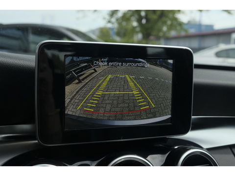 Mercedes-Benz C-Klasse Estate C200 184pk Automaat Ambition Leder Navigatie Camera Trekhaak Elektrische klep 17" LMV