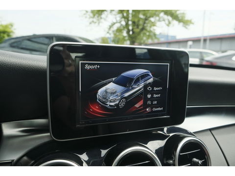 Mercedes-Benz C-Klasse Estate C200 184pk Automaat Ambition Leder Navigatie Camera Trekhaak Elektrische klep 17" LMV