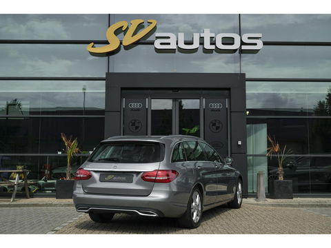 Mercedes-Benz C-Klasse Estate C200 184pk Automaat Ambition Leder Navigatie Camera Trekhaak Elektrische klep 17" LMV