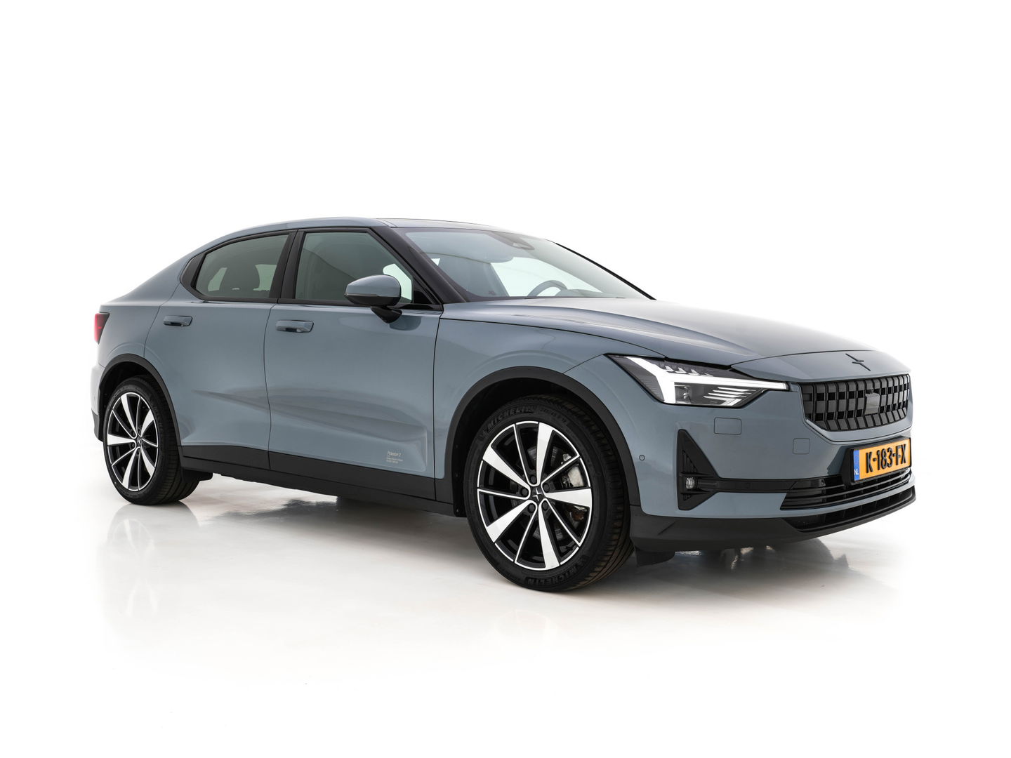 Polestar 2 Long Range Dual Motor Launch Edition 78kWh [ 3-Fase ] (INCL-BTW) *PANO | NAVI-FULLMAP | FULL-LED | ADAPTIVE-CRUISE | BLIND-SPOT | KEYLESS | LANE-ASSIST | DIGI-COCKPIT | CARPLAY | DAB+ | HEATED-COMFORTSEATS | ECC | MEMORY-PACK | PDC | 20''ALU*