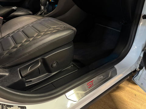 Ford Puma 1.0 EcoBoost Hybrid ST-Line X PANO KEYLESS