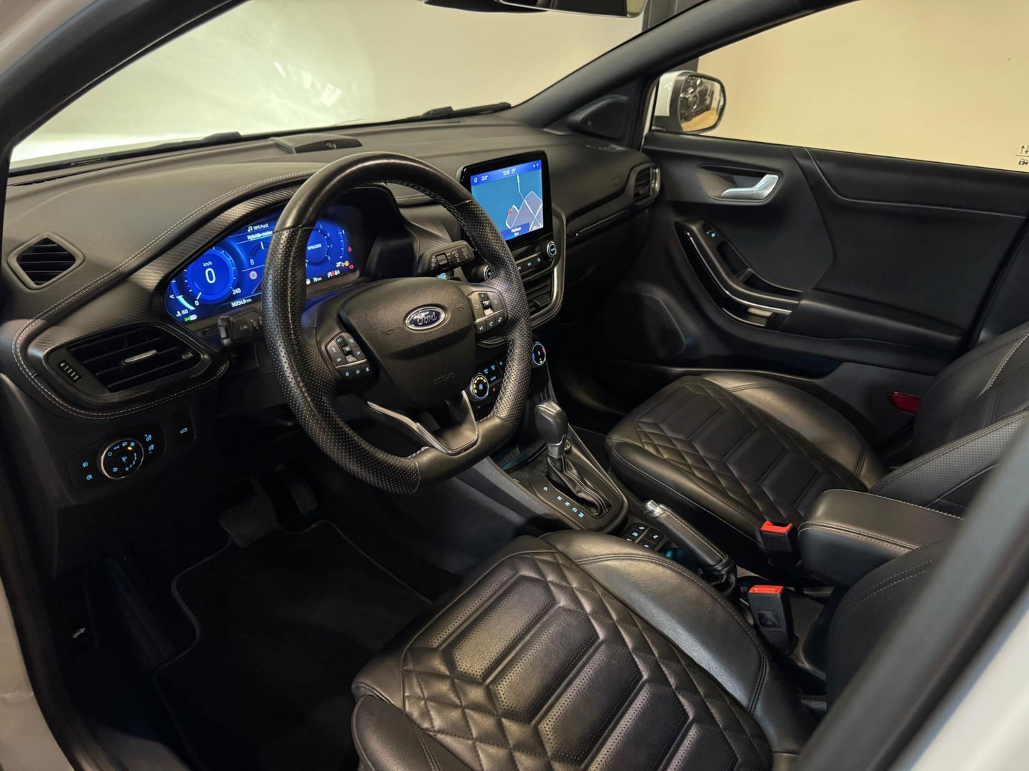 Ford Puma 1.0 EcoBoost Hybrid ST-Line X PANO KEYLESS