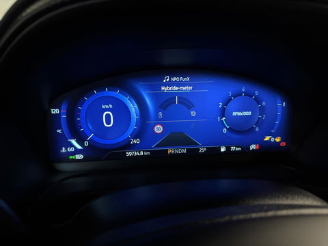 Ford Puma 1.0 EcoBoost Hybrid ST-Line X PANO KEYLESS