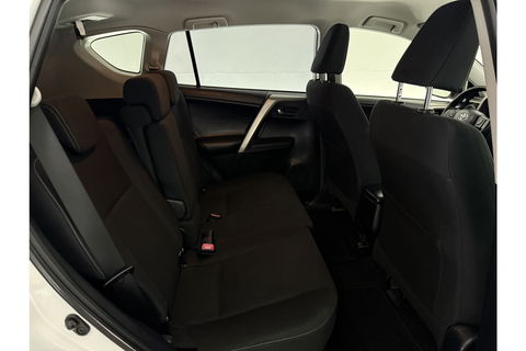 Toyota RAV4 2.0 Style 4WD 151PK Clima Cruise Camera Trekhaak 18"LMV