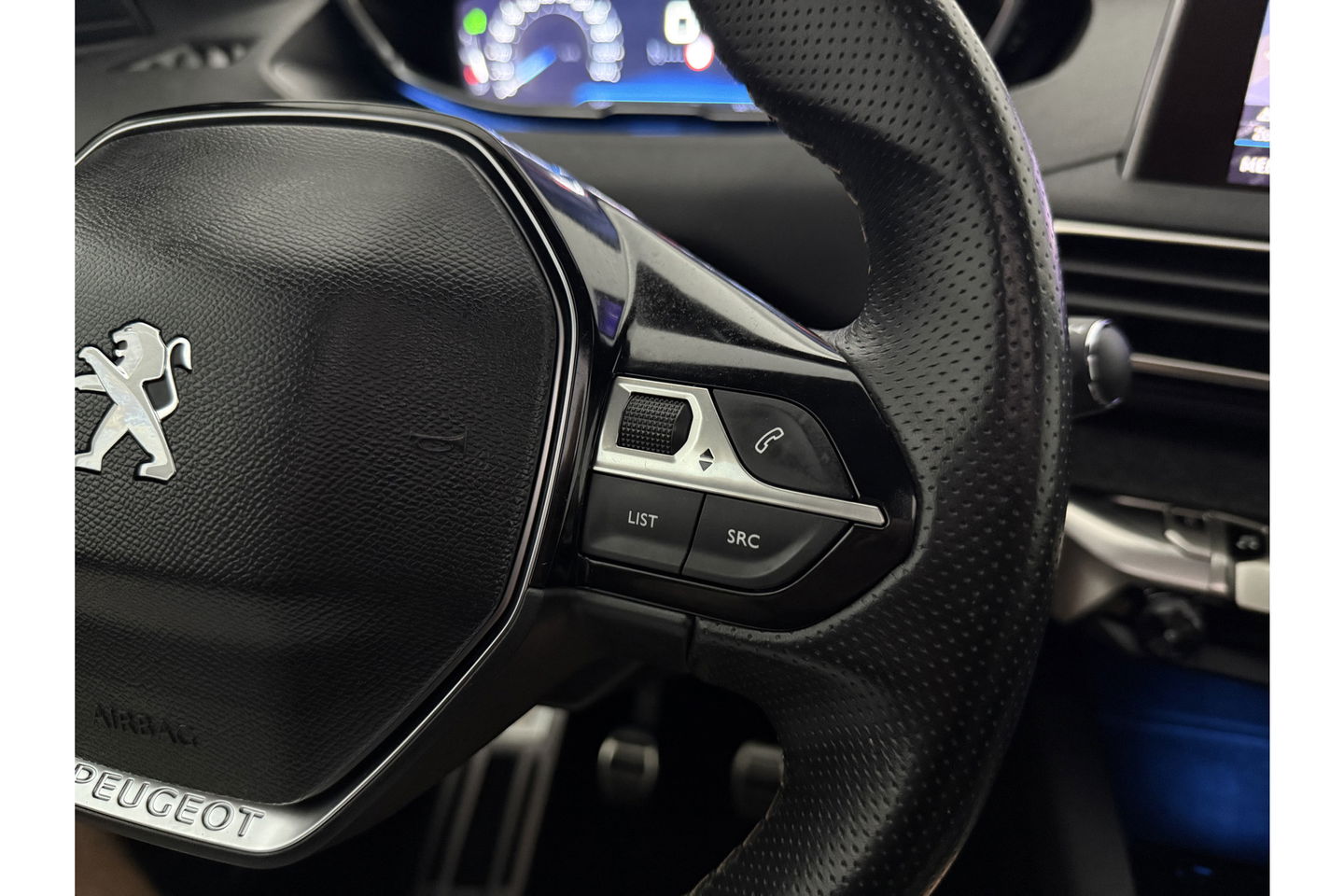 Peugeot 5008 1.2 PureTech GT-Line 7p 360 Camera Pano Sfeer Clima Cruise Carplay LED Navi Trekhaak Virtual PDC 20"LMV