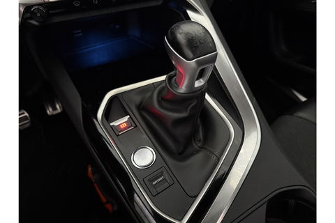 Peugeot 5008 1.2 PureTech GT-Line 7p 360 Camera Pano Sfeer Clima Cruise Carplay LED Navi Trekhaak Virtual PDC 20"LMV
