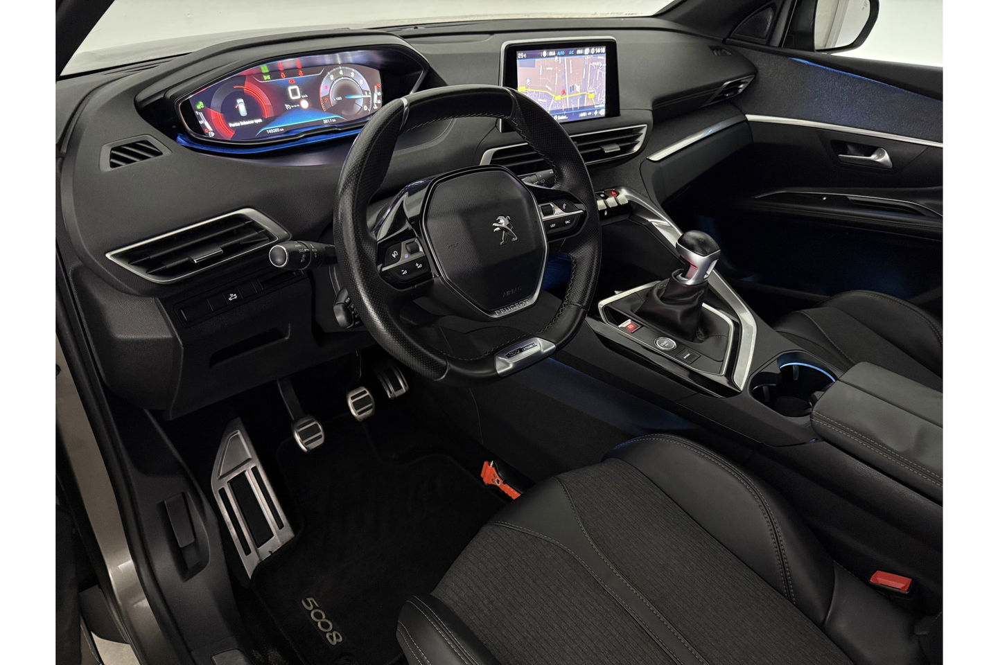Peugeot 5008 1.2 PureTech GT-Line 7p 360 Camera Pano Sfeer Clima Cruise Carplay LED Navi Trekhaak Virtual PDC 20"LMV