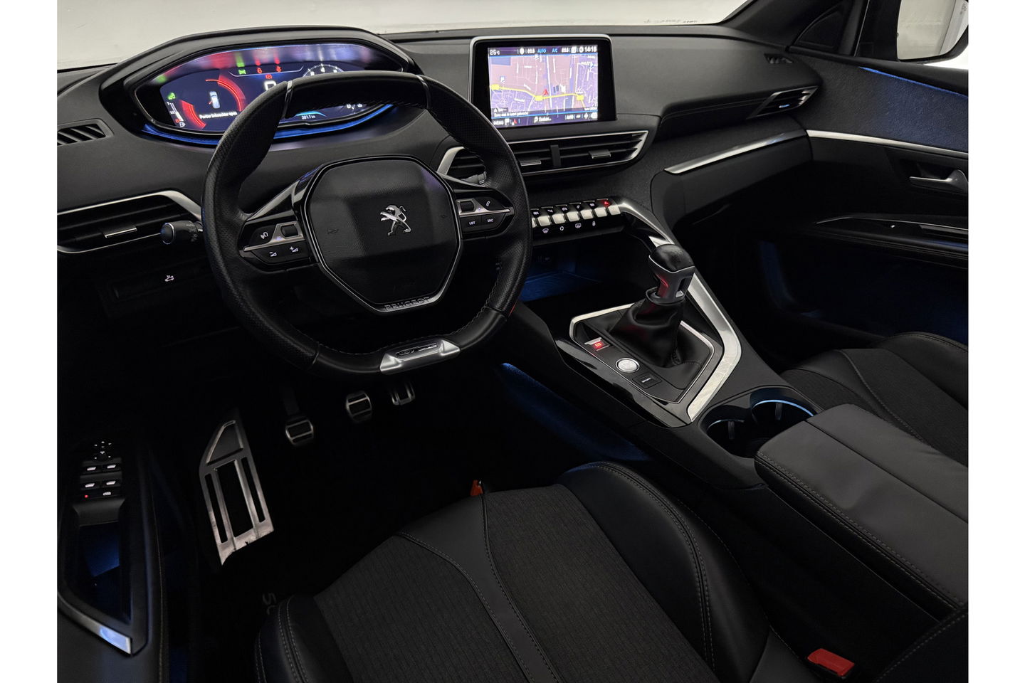 Peugeot 5008 1.2 PureTech GT-Line 7p 360 Camera Pano Sfeer Clima Cruise Carplay LED Navi Trekhaak Virtual PDC 20"LMV