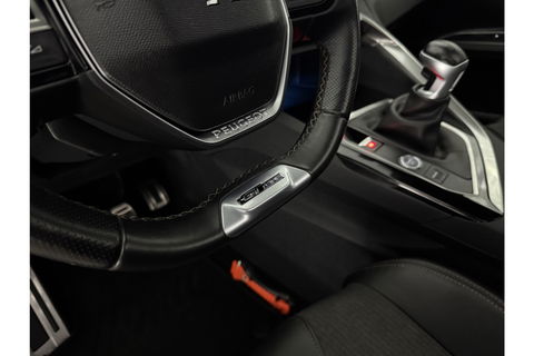 Peugeot 5008 1.2 PureTech GT-Line 7p 360 Camera Pano Sfeer Clima Cruise Carplay LED Navi Trekhaak Virtual PDC 20"LMV