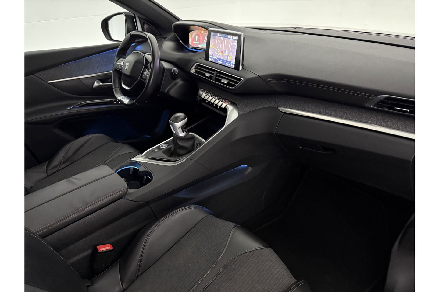 Peugeot 5008 1.2 PureTech GT-Line 7p 360 Camera Pano Sfeer Clima Cruise Carplay LED Navi Trekhaak Virtual PDC 20"LMV