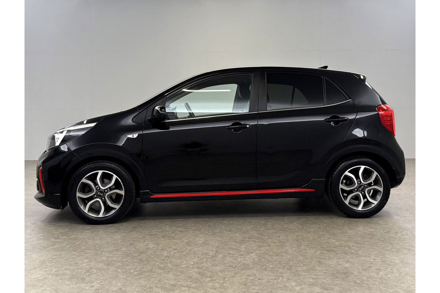 Kia Picanto 1.0 MPi GT-Line Airco Cruise Camera Carplay Navigatie LED Leder 15"LMV