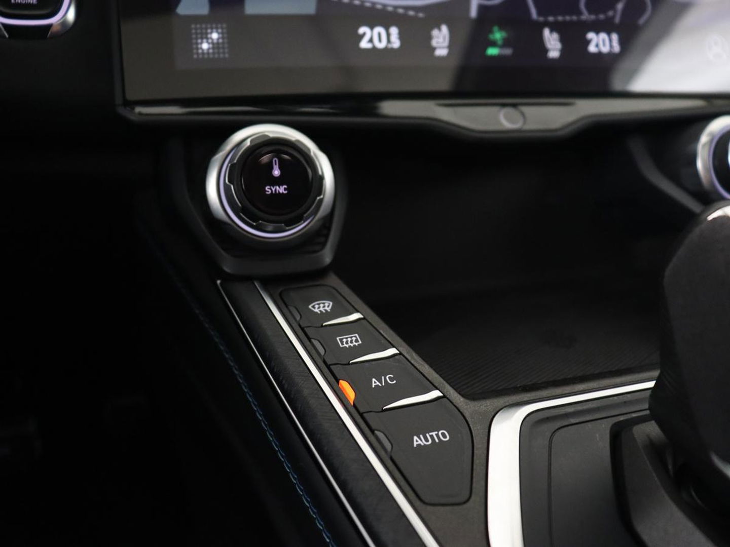 Lynk & Co 01 1.5 Plug In | Panoramadak | Infinity by Harman | 360 Camera | Adaptive cruise | Stoelverwarming | Carplay | Memory | Full LED