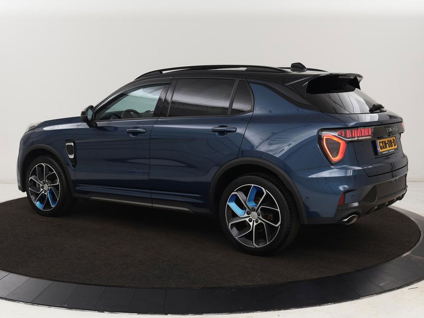 Lynk & Co 01 1.5 Plug In | Panoramadak | Infinity by Harman | 360 Camera | Adaptive cruise | Stoelverwarming | Carplay | Memory | Full LED