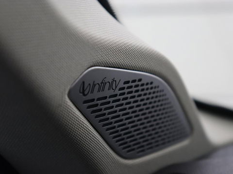 Lynk & Co 01 1.5 Plug In | Panoramadak | Infinity by Harman | 360 Camera | Adaptive cruise | Stoelverwarming | Carplay | Memory | Full LED