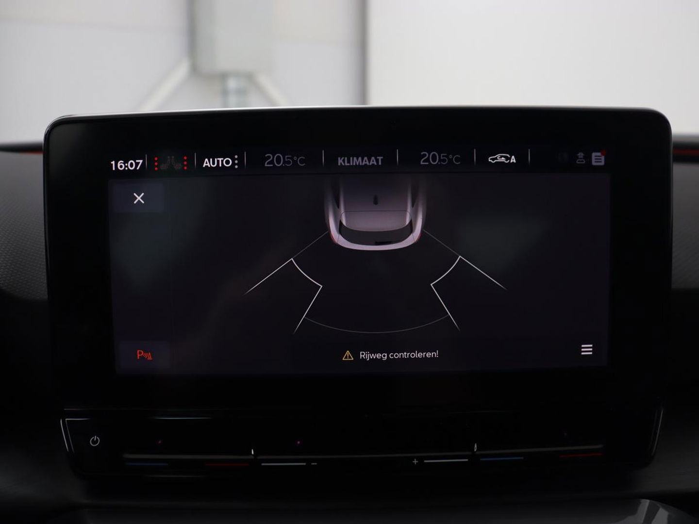 CUPRA Leon 1.4 e-Hybrid | Stoel & stuurverwarming | Adaptive cruise | Navigatie | Sfeerverlichting | Keyless | Parkeerhulp | Sportstoelen | Full LED | PHEV | Plug In