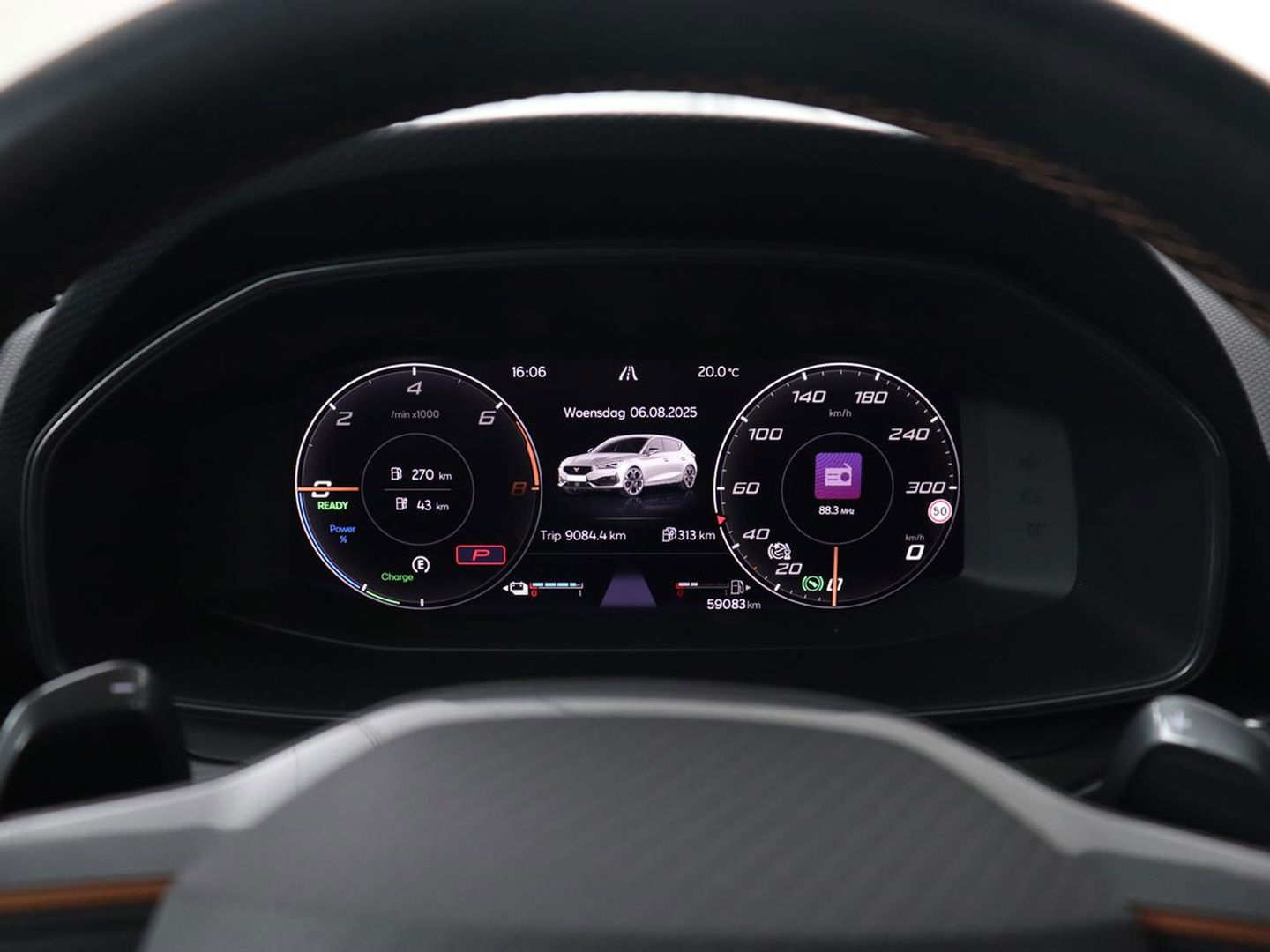 CUPRA Leon 1.4 e-Hybrid | Stoel & stuurverwarming | Adaptive cruise | Navigatie | Sfeerverlichting | Keyless | Parkeerhulp | Sportstoelen | Full LED | PHEV | Plug In