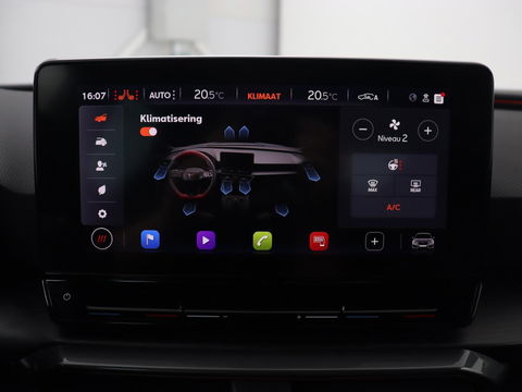 CUPRA Leon 1.4 e-Hybrid | Stoel & stuurverwarming | Adaptive cruise | Navigatie | Sfeerverlichting | Keyless | Parkeerhulp | Sportstoelen | Full LED | PHEV | Plug In